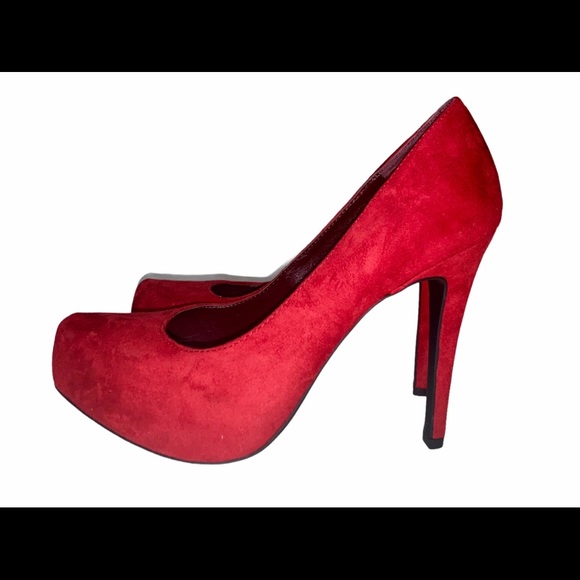 BCBGENERATION Parade Suede Red Platform High Heel 2000s - Picture 2 of 14